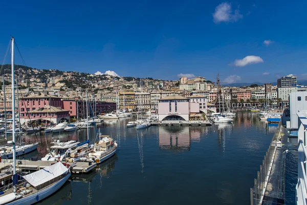 Marina Molo Vecchio i Genua, Italien — Stockfoto