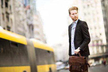 Genç Kızıl saçlı adam