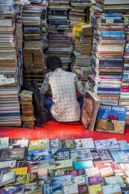 Satıcı kitapların Mumbai, Hindistan