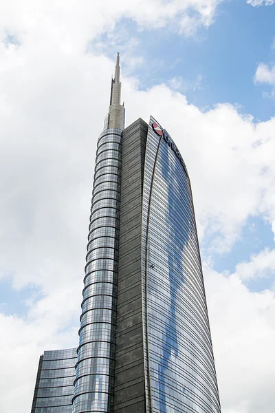 Milan kulede Unicredit