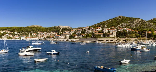 Stari Grad sur l'île de Hvar, Croatie — Photo