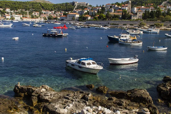 Barcos na ilha de Hvar, Croácia — Fotografia de Stock