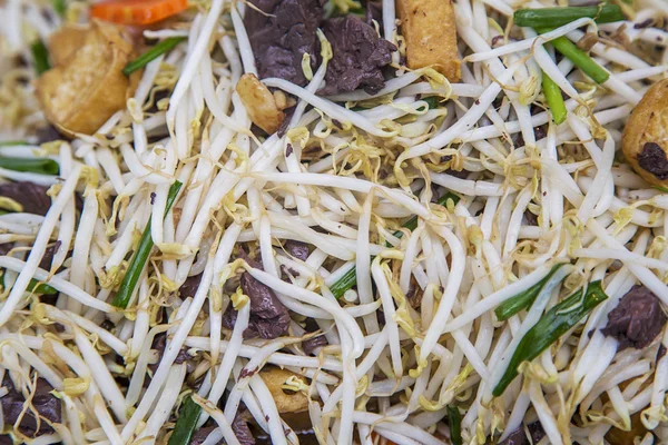 Thai zöldséges sült tészta megsütjük — Stock Fotó