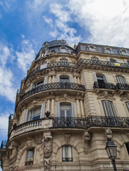 Montpellier traditionell arkitektur — Stockfoto