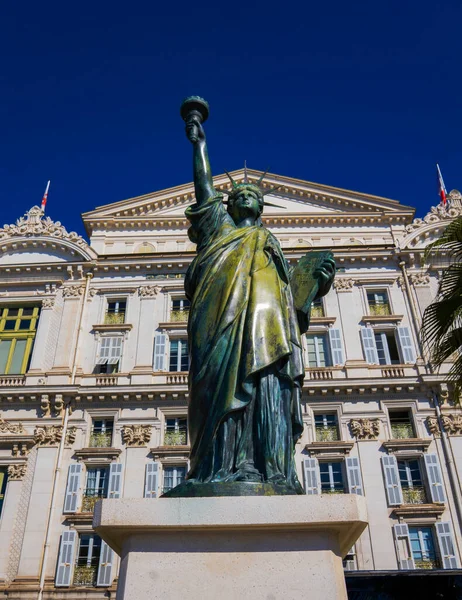 Liten Kopia Frihetsgudinnan Promenade Des Anglais Nice Frankrike Statyn Gjord — Stockfoto