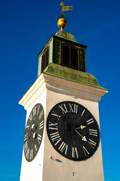 Vista Antigua Torre Del Reloj Fortaleza Petrovaradin Novi Sad Serbia — Foto de Stock