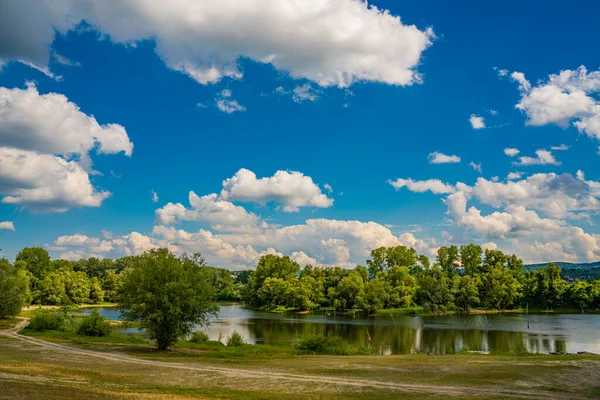 Widok Plażę Nad Jeziorem Sodros Nad Dunajem Novi Sad Serbia — Zdjęcie stockowe