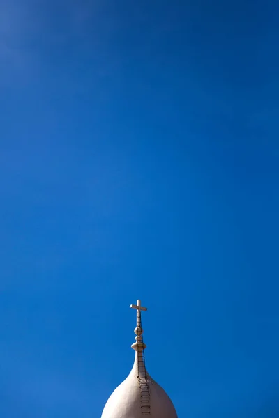 ポルトガルのマデイラ島のフンシャルにあるサンマルティニョ教会の塔 — ストック写真