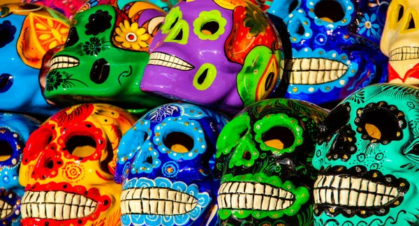 Calacas Cráneo Madera Día Los Muertos Máscaras Mercado Cabo San —  Fotos de Stock