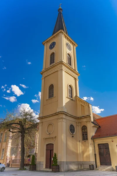 Sırbistan Pancevo Kentindeki Carlo Borromeo Kilisesinde Manzara — Stok fotoğraf