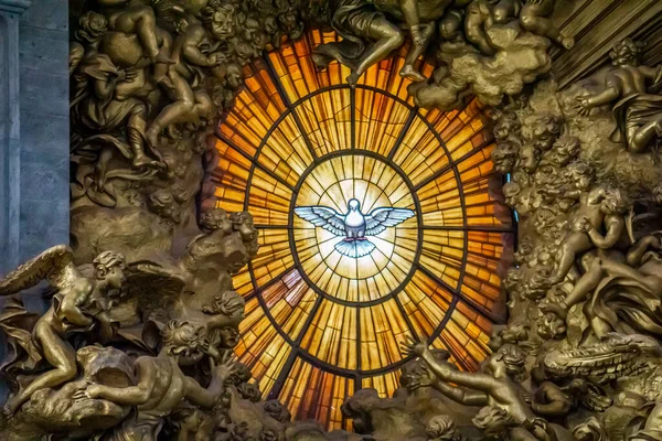 Vaticano Settembre 2018 Vista Sulla Vetrata Con Colomba Spirito Santo — Foto Stock