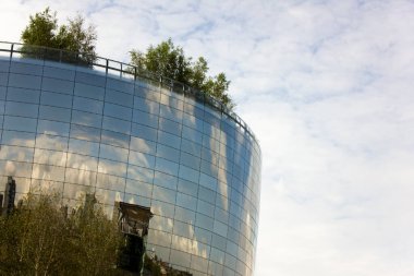 ROTTERDAM, NETHERLANDS, 25 Temmuz 2021: Boijmans Van Beuningen Deposu Rotterdam, Hollanda. Burası dünyanın ilk halka açık sanat deposu..