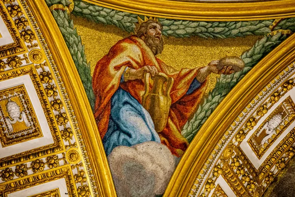 Vaticano Settembre 2018 Pittura Soffitti Della Cattedrale San Pietro Vaticano — Foto Stock