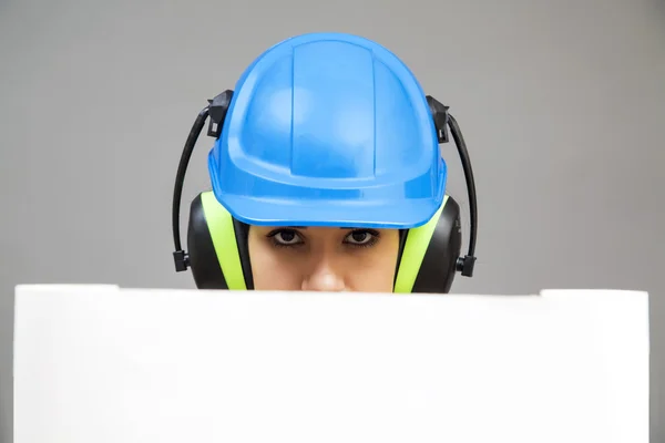 Woman in protective workwear — Stock Photo, Image