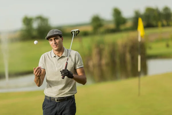 Man playing golf — Stock Photo, Image