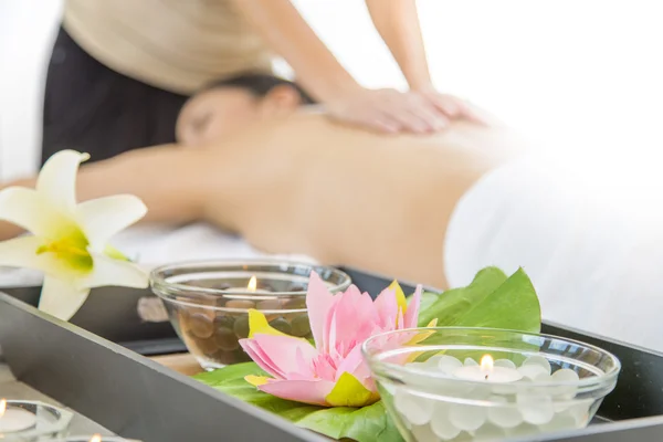 Young woman having a massage — Stock Photo, Image