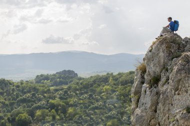adam dağda hiking