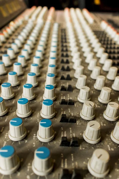 Resonantiebodem mixer — Stockfoto