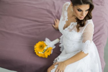 gelin buketi çiçek ile