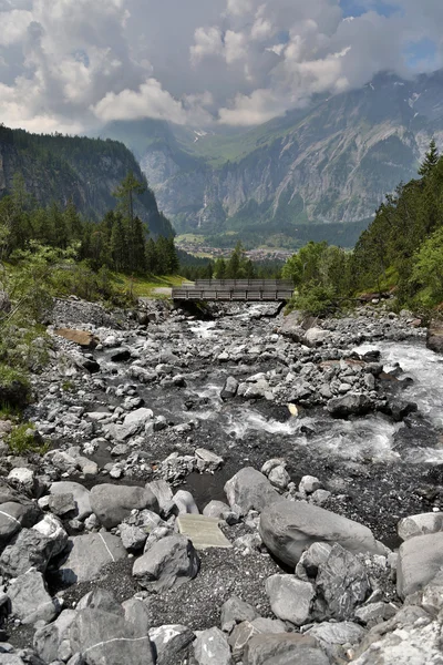 Río de montaña — Foto de Stock