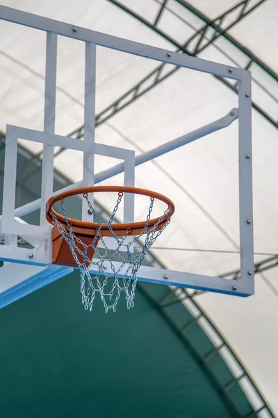 Quadra de basquetebol — Fotografia de Stock