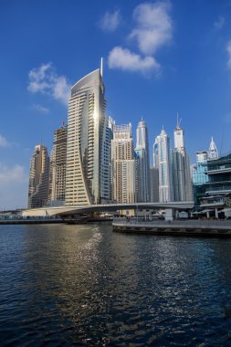 Dubai marinası