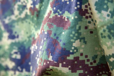 Askeri kamuflaj üniforma