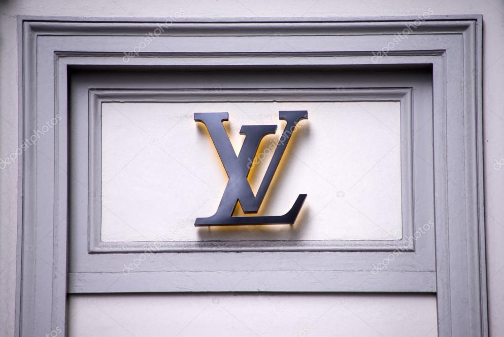 Loja Louis Vuitton em Sydney — Fotografia de Stock Editorial © boggy22 #67498379