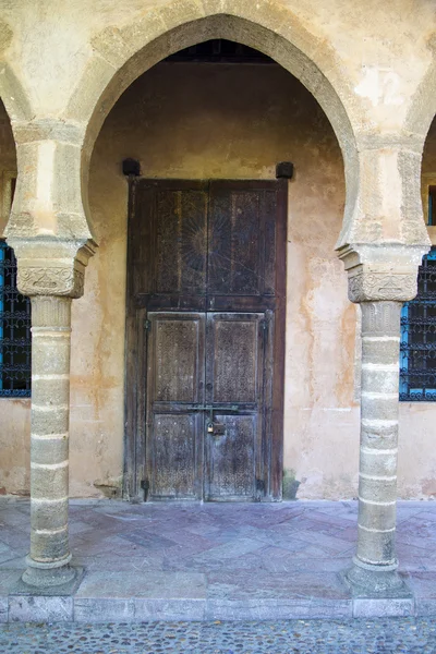 Vecchia porta marocchina — Foto Stock