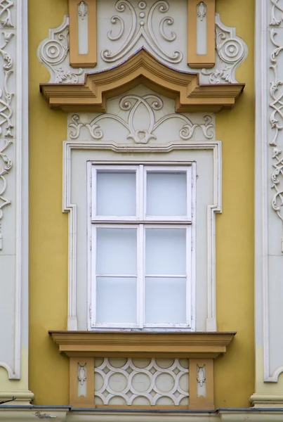 Ikkuna Timisoarasta, Romania — kuvapankkivalokuva