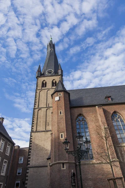 St. Lambertus kyrkan i Düsseldorf — Stockfoto