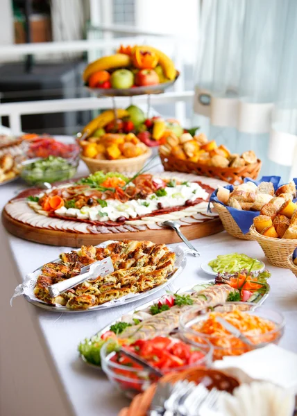 Comida no prato — Fotografia de Stock