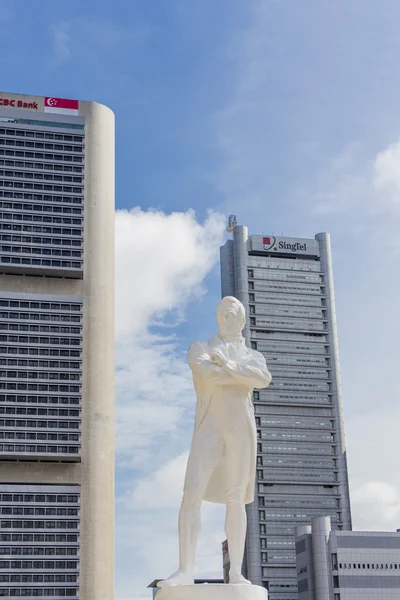 Stamford Raffles statua w Singapurze — Zdjęcie stockowe