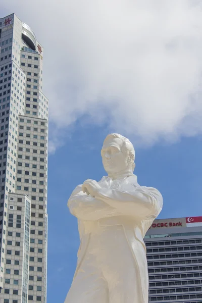 Stamford Raffles statua w Singapurze — Zdjęcie stockowe