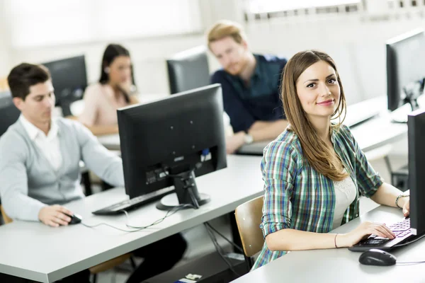 Students in the classroom — Stock Photo, Image