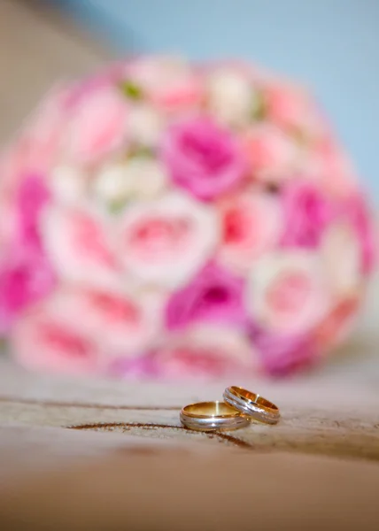 Wedding rings — Stock Photo, Image