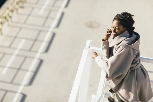 Joven mujer negra — Foto de Stock