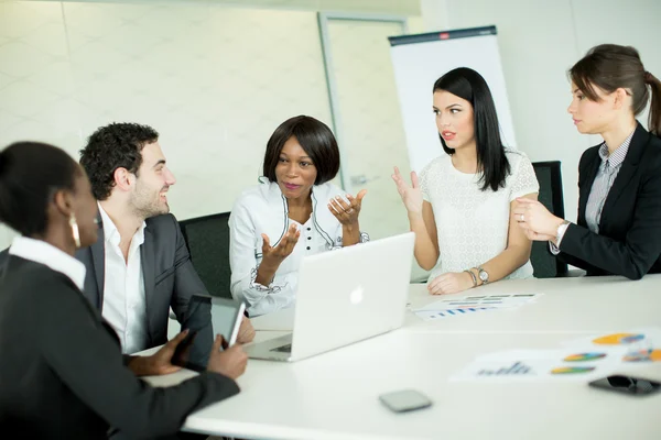 Young people in the office — Stock Photo, Image