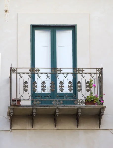 Παλαιό παράθυρο siclian — Φωτογραφία Αρχείου