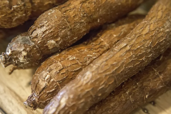 Raíces de Taro en el mercado —  Fotos de Stock