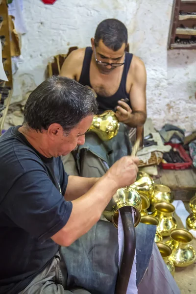 Handcraftsman in Fes, Morocco — Stock Photo, Image