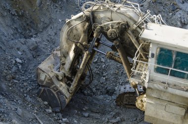 Açık çukur makine