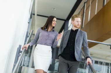 Office merdivenlerde Çift