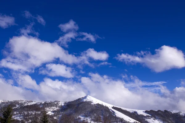 Dağ Tepesi Manzarası — Stok fotoğraf