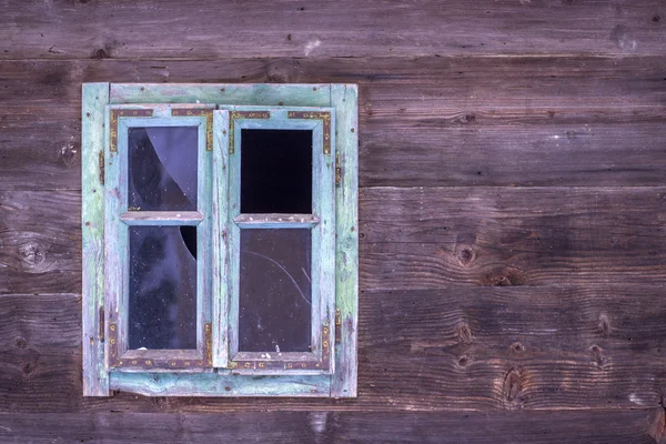 Vieja ventana de madera — Foto de Stock