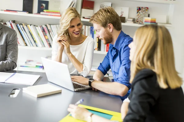 Young people in the office — Stock Photo, Image