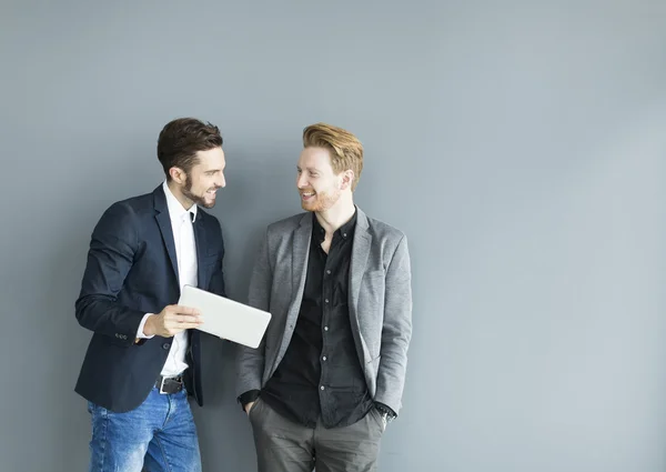 Young men in the office — Stock Photo, Image