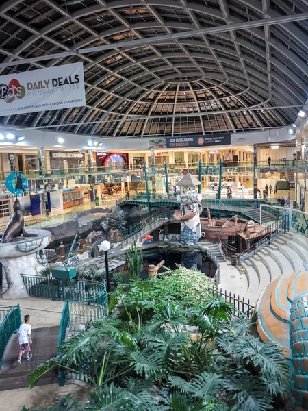 Centro comercial West Edmonton — Foto de Stock