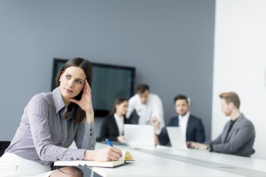 Ofiste çalışanlar.