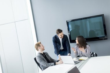 Ofiste çalışanlar.